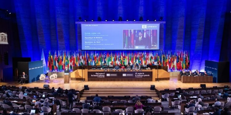 انطلاق مؤتمر اليونسكو في أبو ظبي
