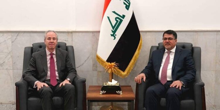 رئيس الهيئة الوطنية للإستثمار يلتقي السفير الإسباني