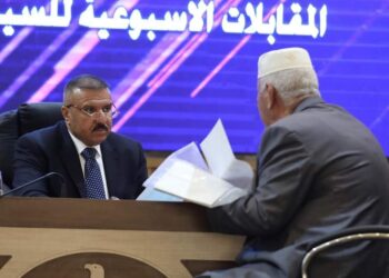 وزير الداخلية يوجه بتلبية احتياجات وطلبات أسر الشهداء والجرحى