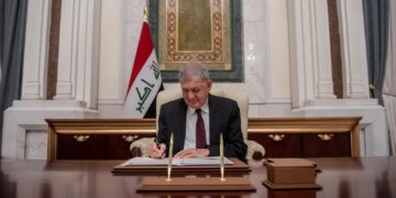رئيس الجمهورية يصادق على مراسيم جمهورية بتعيين (12محافظا)