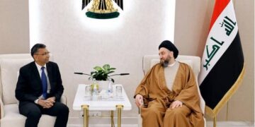 الحكيم يلتقي السفير الهندي