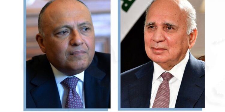 وزير الخارجية يجري إتصالا هاتفياً مع وزير الخارجية المصري