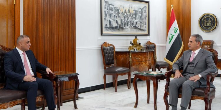 زيدان يستقبل محافظ واسط