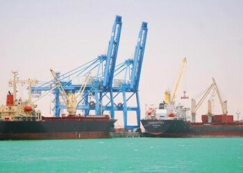 موانئ العراق تحقق أكثر من 65 مليار دينار خلال شهر