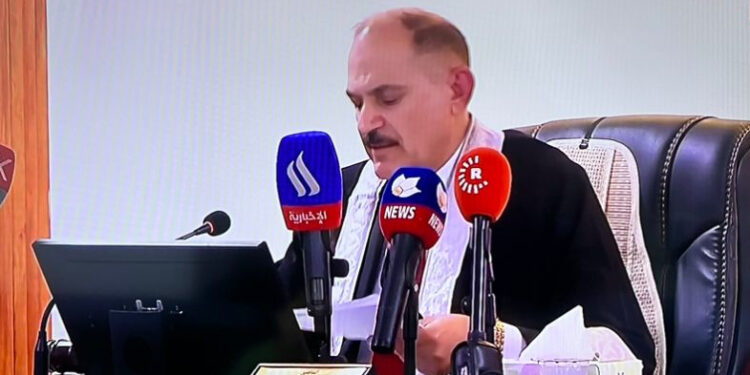 المحكمة الاتحادية تعلق على انسحاب القاضي زيباري