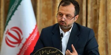 ايران .. الحكومة تؤكد اجتذاب 5.5 مليار $ من الاستثمارات الأجنبية