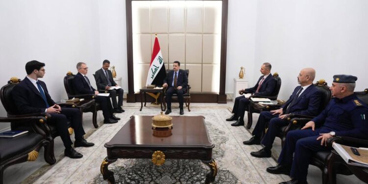 السوداني يستقبل السفير الإيطالي