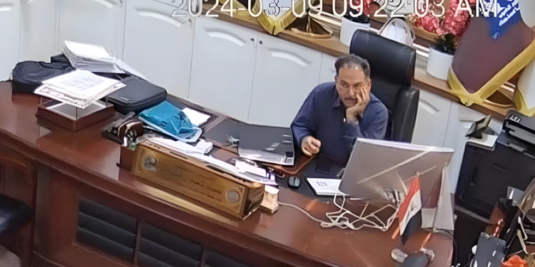 بالوثيقة .. عقوبة “العزل” بحق عميد كلية الحاسوب في جامعة البصرة