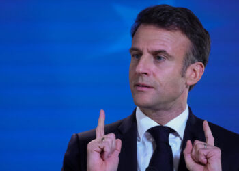 ماكرون .. عمليات برية غربية في أوكرانيا قد تكون “ضرورية”