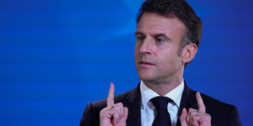 ماكرون .. عمليات برية غربية في أوكرانيا قد تكون “ضرورية”