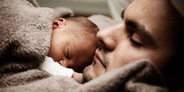 استراليا .. إجازة أبوة لمدة 6 شهور للآباء