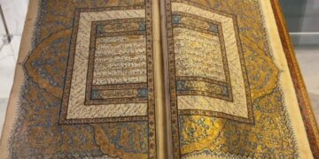 الرياض .. معرض لنوادر المصاحف المذهّبة