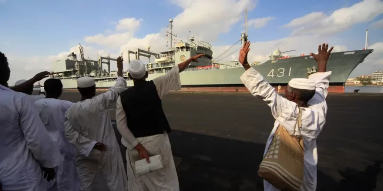 السودان .. مسؤول استخباراتي يكشف عن “طلب من ايران بأقامة قاعدة بحرية” في السودان