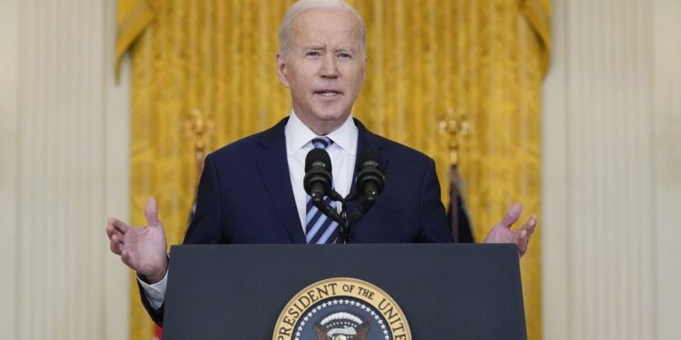 بايدن يوقع على مشروع قانون قصير الاجل لتجنب الاغلاق الحكومي