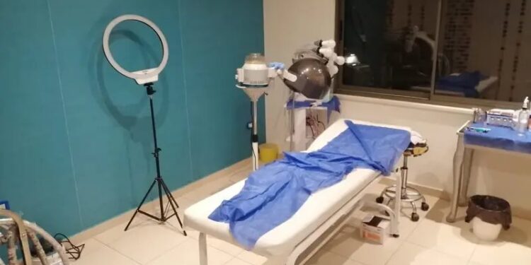 الأردن .. عمليات تجميل يجريها أطباء مزيفون