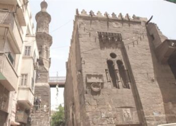 مسجد بلا مئذنة ومئذنة بلا مسجد .. “قراقجا الحسني”