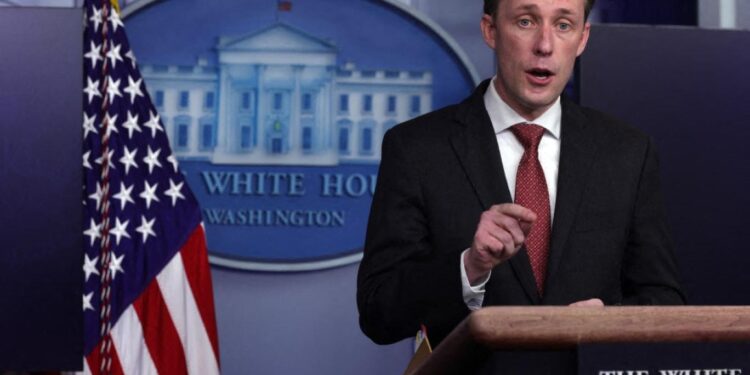 البيت الأبيض يحذر من “هجمات إيرانية” على مياه الشرب