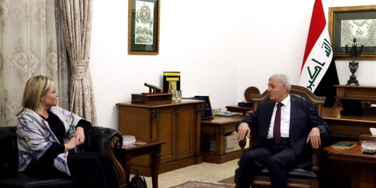 رئيس الجمهورية يستقبل بلاسخارت