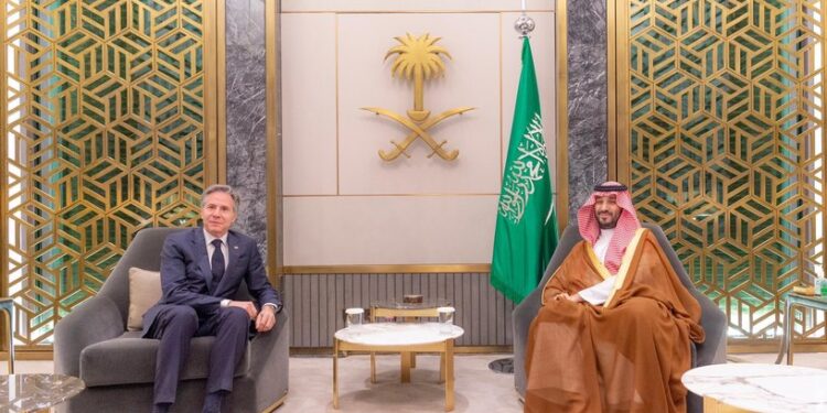 بلينكن يلتقي مع ولي العهد السعودي