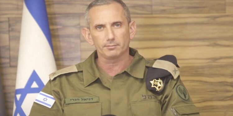 استقالات جماعية في صفوف ضباط بالجيش الإسرائيلي .. بينهم المتحدث