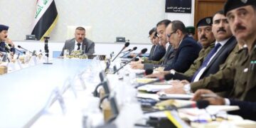 وزير الداخلية يستمع الى الإيجاز الشهري للعمليات في شهر شباط