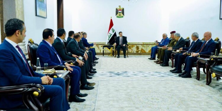 السوداني يستقبل وفداً من رجال الأعمال والاقتصاد المصريين