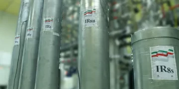 تحوّل إيران إلى الوقود النووي “تكتيك تفاوضي”