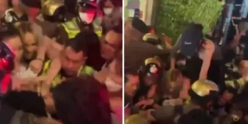 منطقة المتعة الحمراء .. شجار جماعي بين تايلانديين وفلبينيين “متحولين جنسيا”