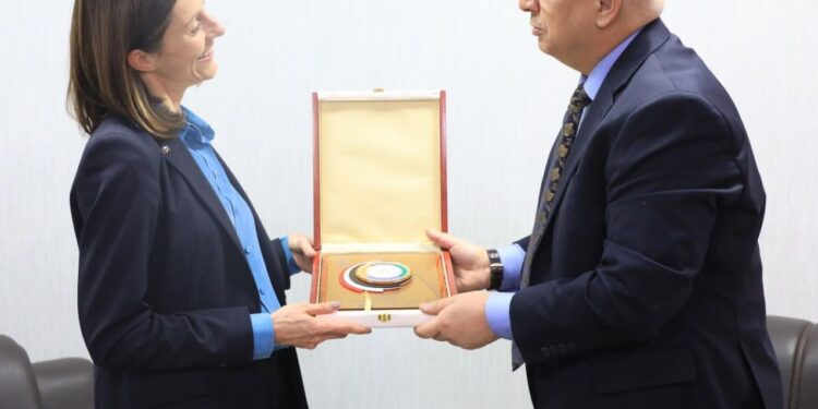 وكيل وزارة التخطيط يلتقي مسؤولة التعاون الإنمائي في بعثة الإتحاد الاوربي