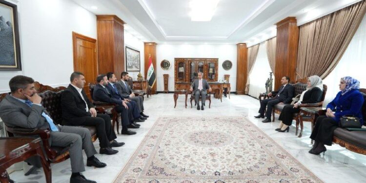 رئيس مجلس القضاء الاعلى يستقبل عددا من اعضاء مجلس محافظة نينوى
