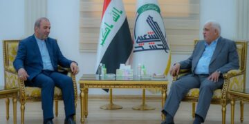 الفياض يلتقي السفير الايراني