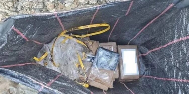 طرود الكوكايين الغامضة تصل شواطئ أستراليا ,,, بعد 4 شهور من غرقها