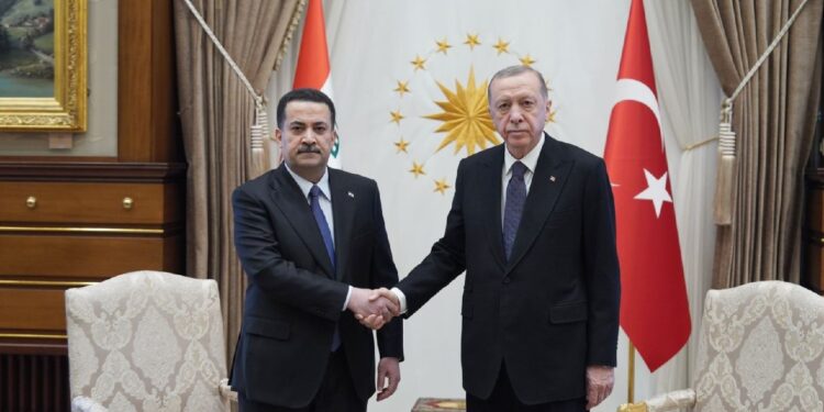 العراق.. زيارة أردوغان التاريخية إلى بغداد كانت مفاجأة كبيرة