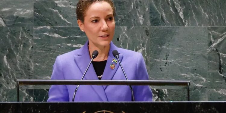 143 دولة تعترف بدولة فلسطين