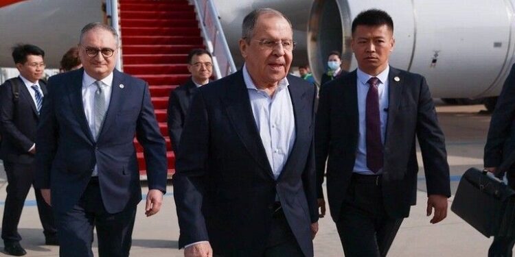 وزير الخارجية الروسي يصل الى الصين