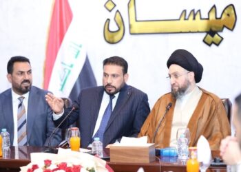 الحكيم يعقد اجتماعاً مع حكومة ميسان وممثليها في مجلس النواب