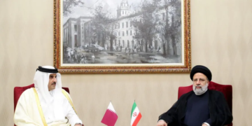 الرئيس الإيراني يحذر من أن أي تحرك ضد مصالح بلاده سيقابل برد قاس