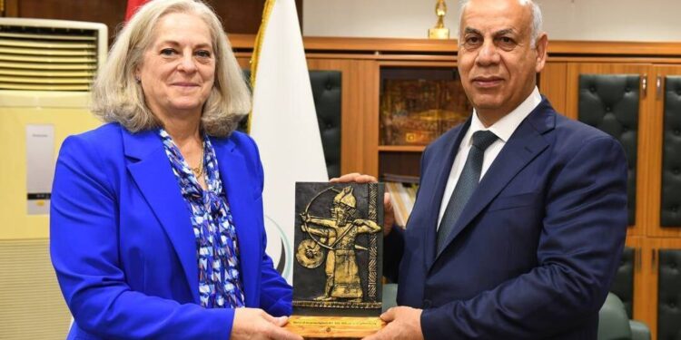 وزير السياحة يلتقي السفيرة الأميركية