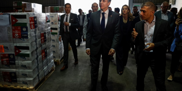 بلينكن: سأضغط على نتنياهو بخصوص الإجراءات المتعلقة بالمساعدات في غزة