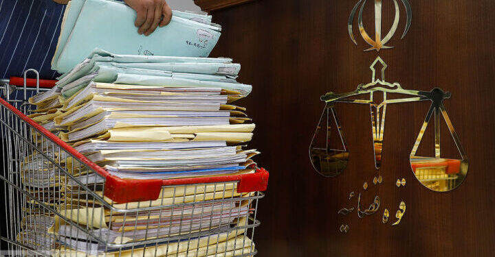 كندا جنة المختلسين الإيرانيين