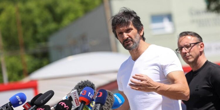 رئيس وزراء سلوفاكيا في “حالة مستقرة” لكـــن خطرة