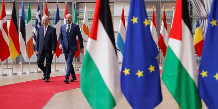 اتفـــاق (أوروبي – عربي) على آليات لــدعم السلطة الفلسطينية ماليا