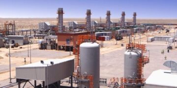 العراق يوقع عقداً مع ائتلاف صيني لتطوير حقل المنصورية الغازي