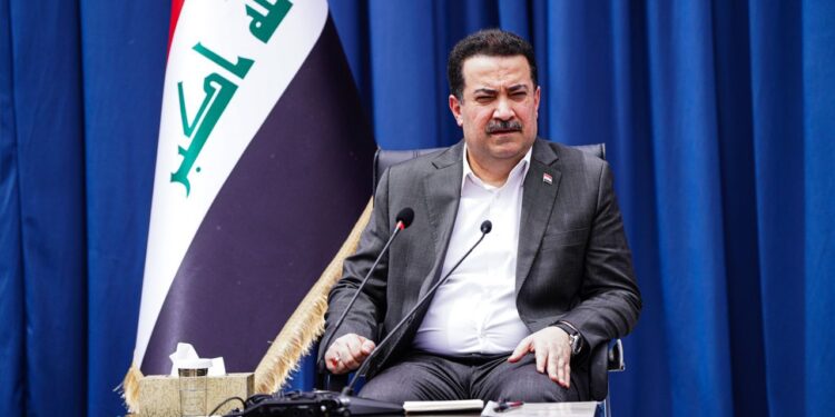 السوداني يدعو القطاع الخاص الصناعي لإستثمار المواد الأولية المتوفرة بالعراق