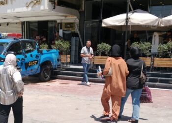 إعادة فتح المطاعم بعد هجمات والداخلية تطارد المتهمين