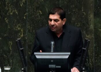ايؤان .. أول خطاب لـ”محمد مخبر” أمام البرلمان الإيراني
