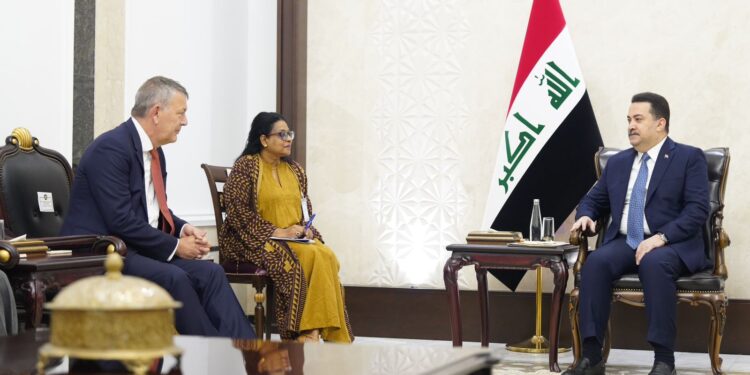 السوداني يستقبل المفوض العام لوكالة الأمم المتحدة لإغاثة وتشغيل اللاجئين الفلسطينيين (الأونروا)