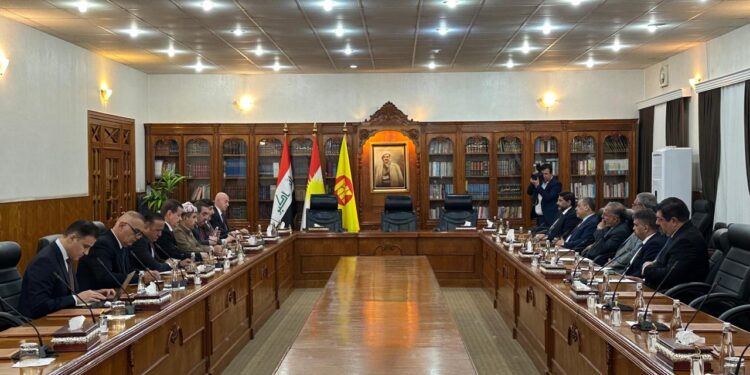 صورة مسربة من اجتمـــاع حزبين في اربيل