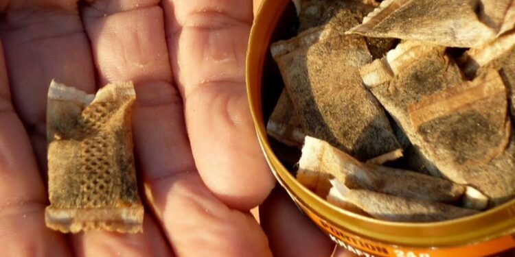 السعودية .. ضبط أطنان من التبغ المخلوط بـ مواد البناء