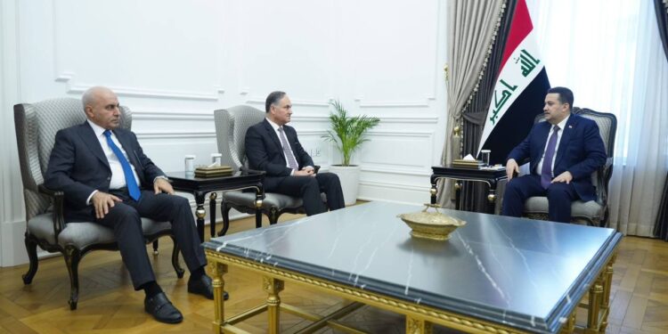 السوداني يستقبل نائب رئيس مجلس الوزراء الأسبق